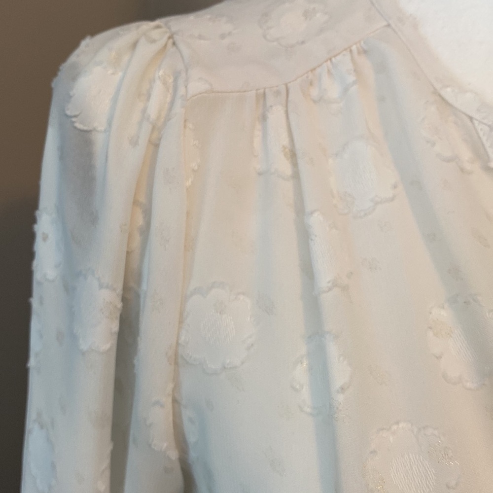 Loft Textured Blouse - Picture 4 of 8